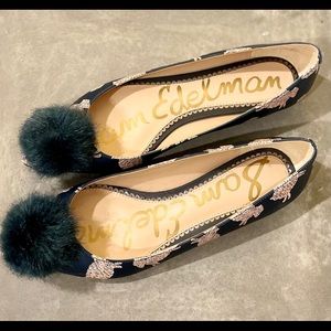 SAM EDELMAN Navy Leather Flats